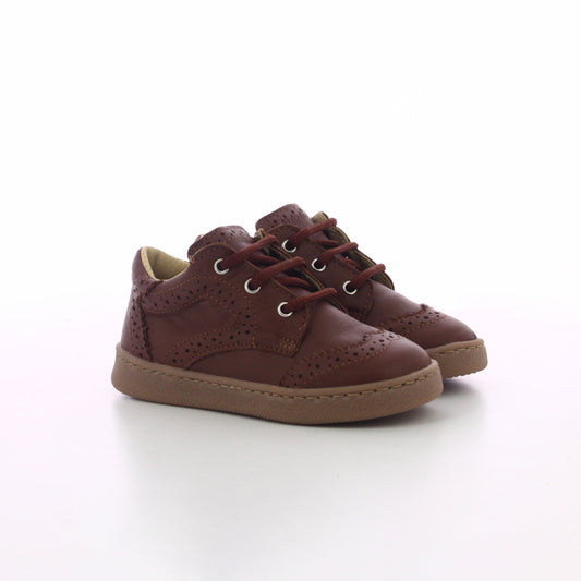 BASKET CUIR CHOCOLAT BEBE A LACETS