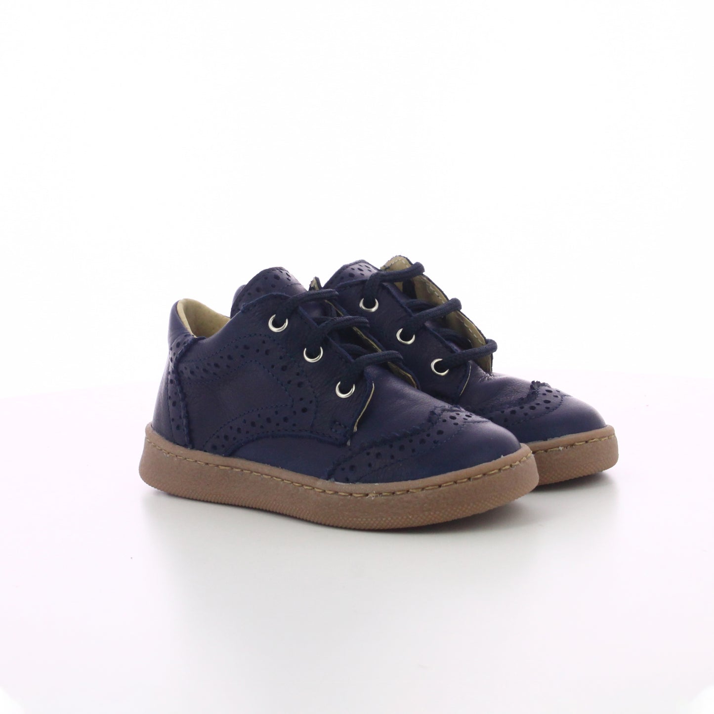 BASKET CUIR BLEU MARINE BEBE A LACETS