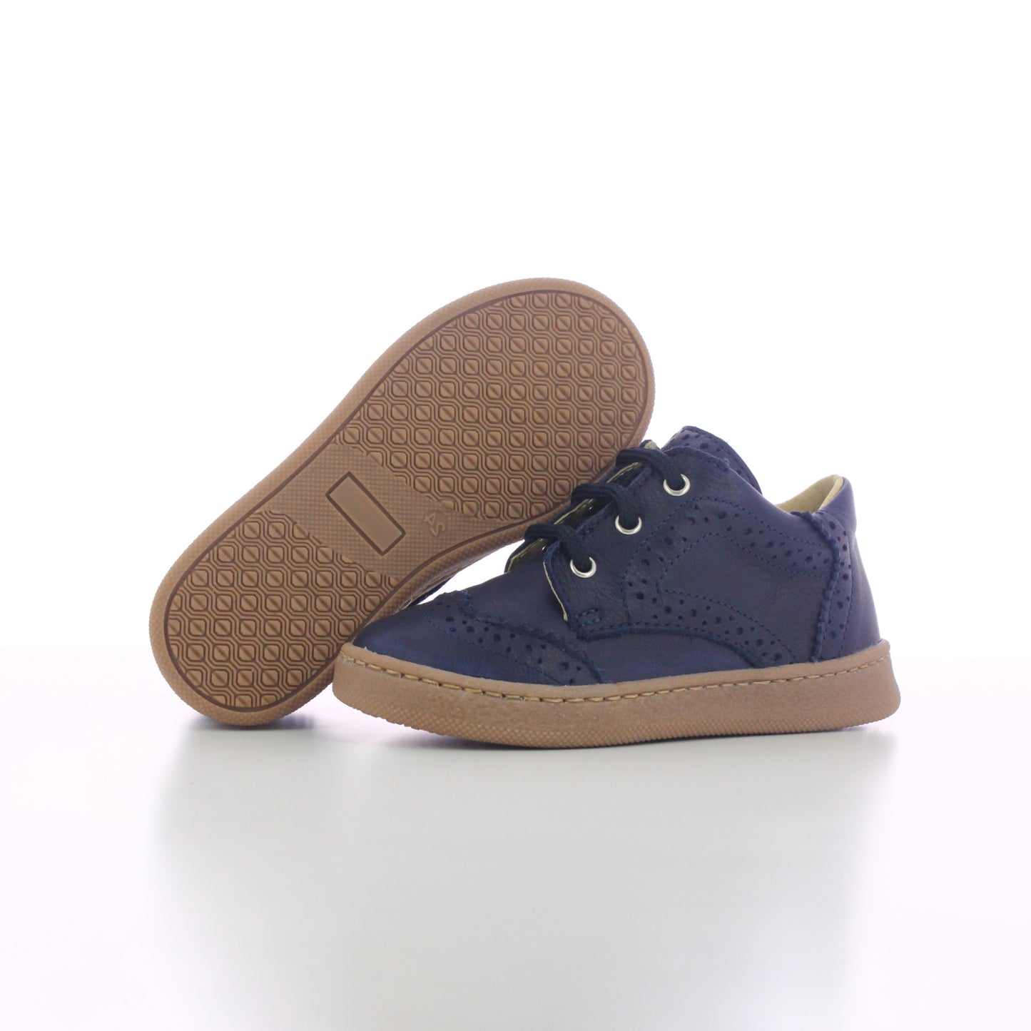 BASKET CUIR BLEU MARINE BEBE A LACETS