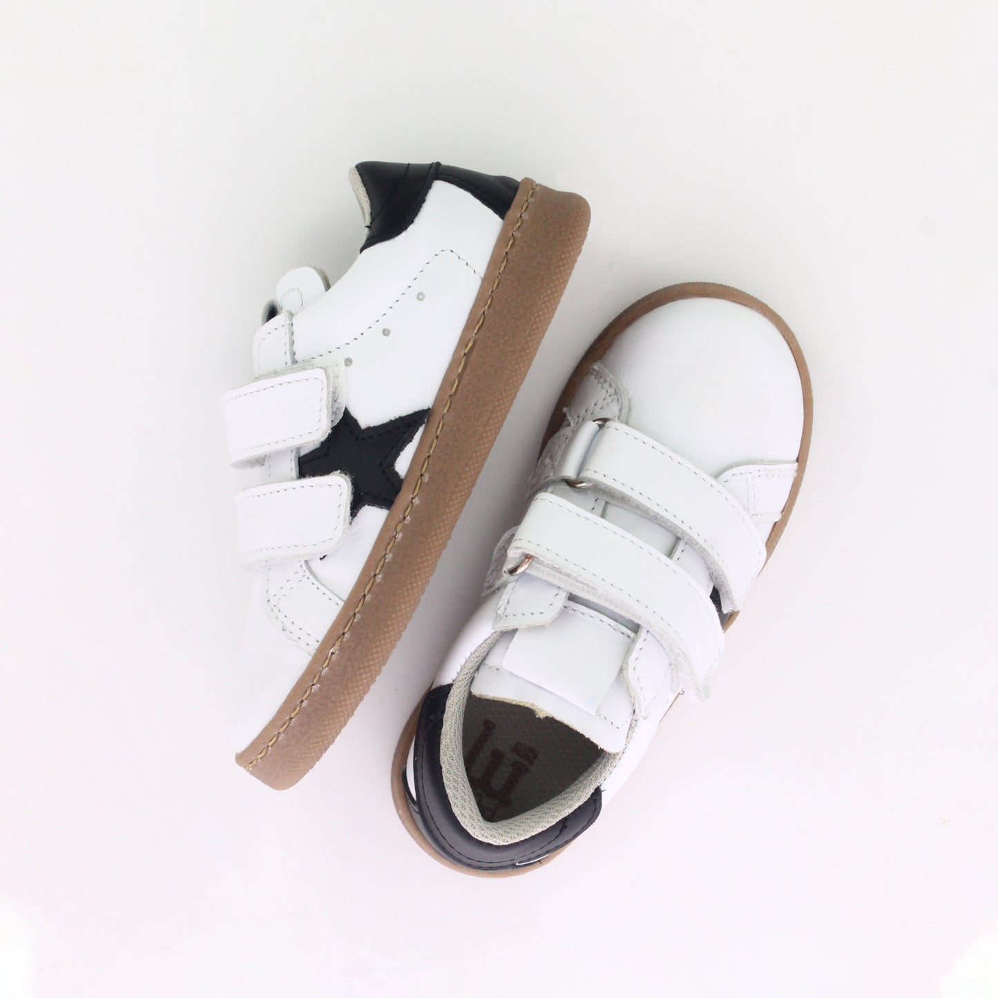 BASKET CUIR BLANC ET NOIR A SCRATCHE ENFANT