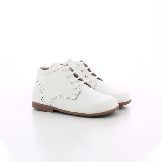 BOTTILLON CUIR BLANC A LACETS CLASSIQUE