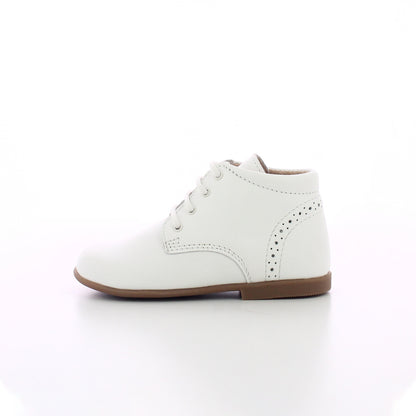 BOTTILLON CUIR BLANC A LACETS CLASSIQUE