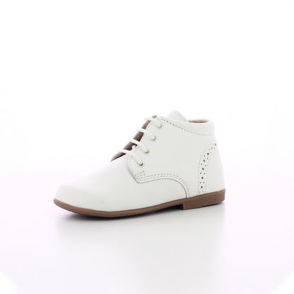 BOTTILLON CUIR BLANC A LACETS CLASSIQUE