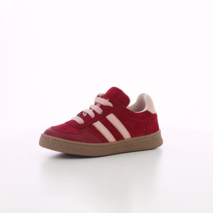 BASKET EN DAIM ET CUIR ROUGE CERISE A LACETS ENFANT